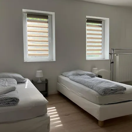 Grosses In Holiday home