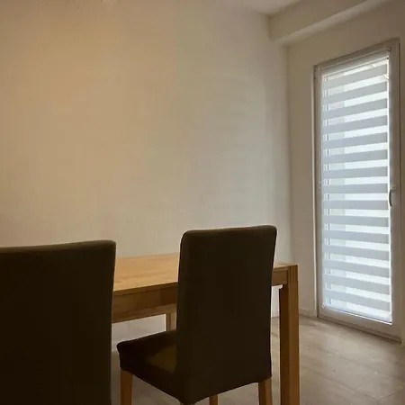 Grosses In * Singhofen